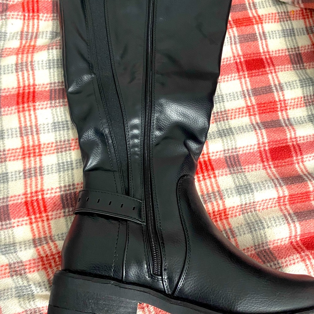 Women’s Size 9 Black Boots from Torrid